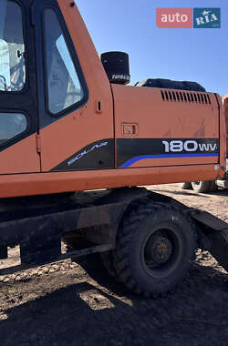 Экскаватор погрузчик Doosan Solar 2010 в 