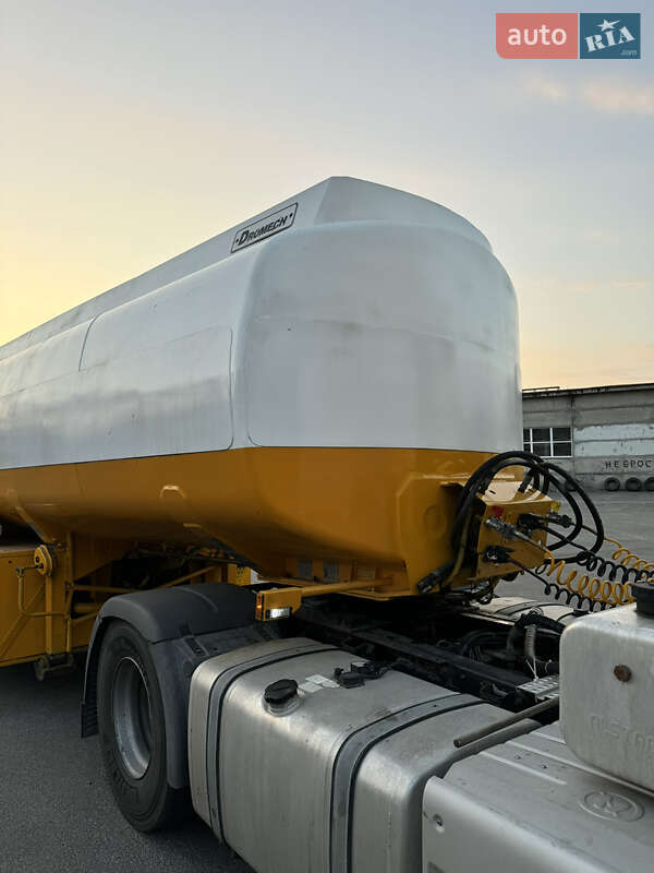 Цистерна напівпричіп Dromech CNK 2007 в Дніпрі