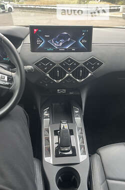 Позашляховик / Кросовер DS 3 Crossback 2021 в 