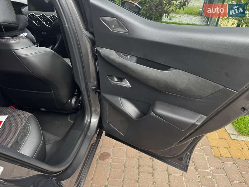 Внедорожник / Кроссовер DS 3 Crossback 2021 в Броварах фото 26 Внедорожник / Кроссовер DS 3 Crossback 2021 в Броварах