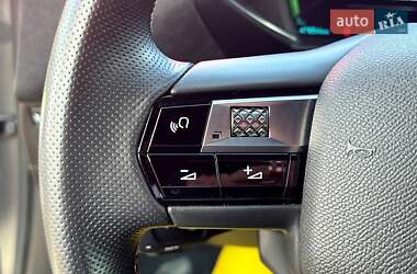 Внедорожник / Кроссовер DS 3 Crossback 2020 в 