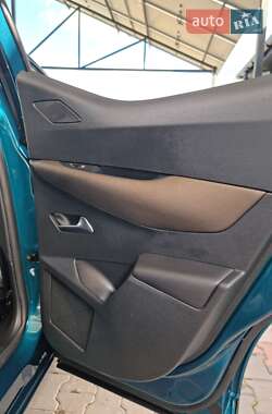 Позашляховик / Кросовер DS 3 Crossback 2020 в 