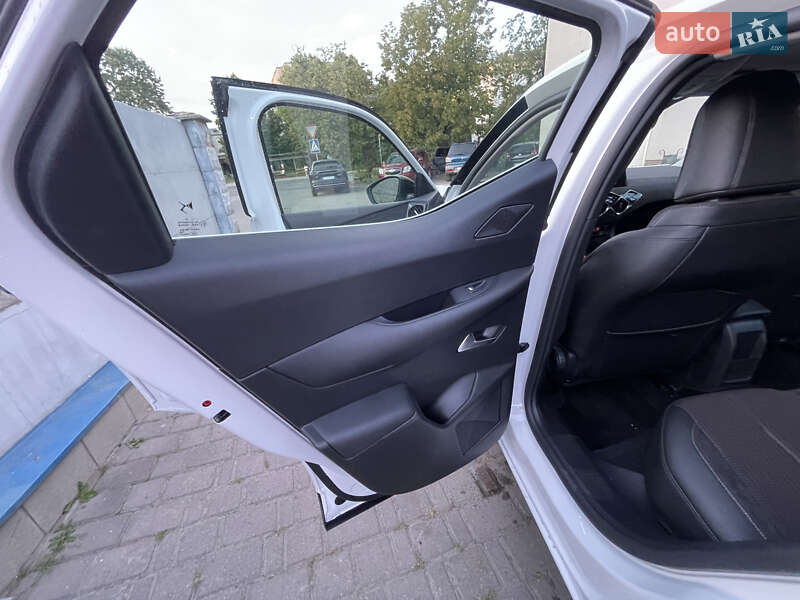 Внедорожник / Кроссовер DS 3 e-Tense 2023 в Ивано-Франковске