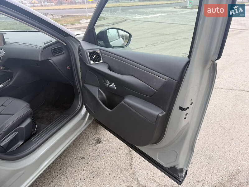 Внедорожник / Кроссовер DS 3 e-Tense 2024 в Ивано-Франковске