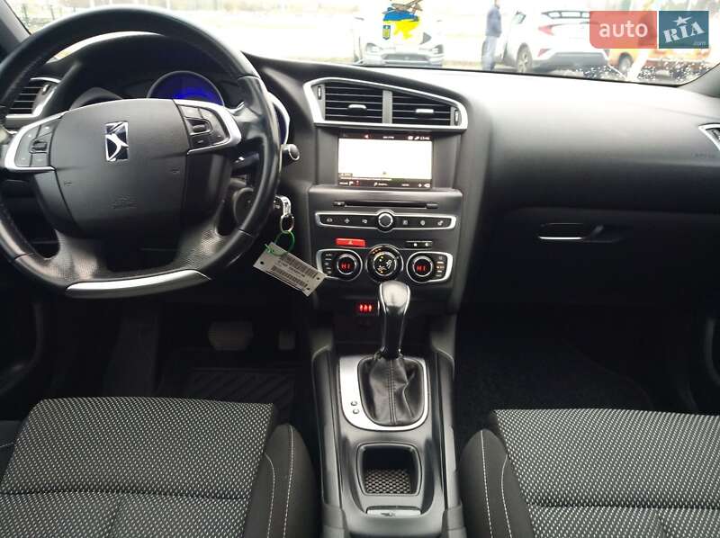 Хетчбек DS 4 Crossback 2017 в Львові