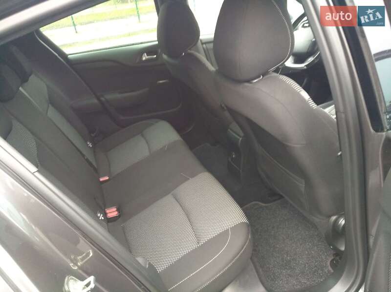 Хетчбек DS 4 Crossback 2017 в Львові