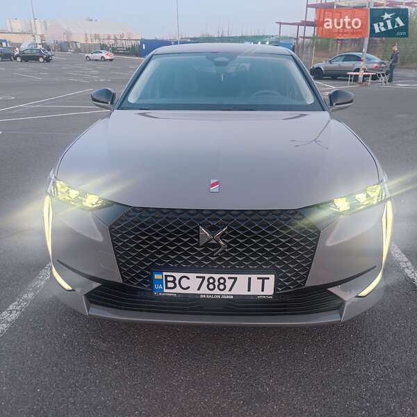 DS 4 2022