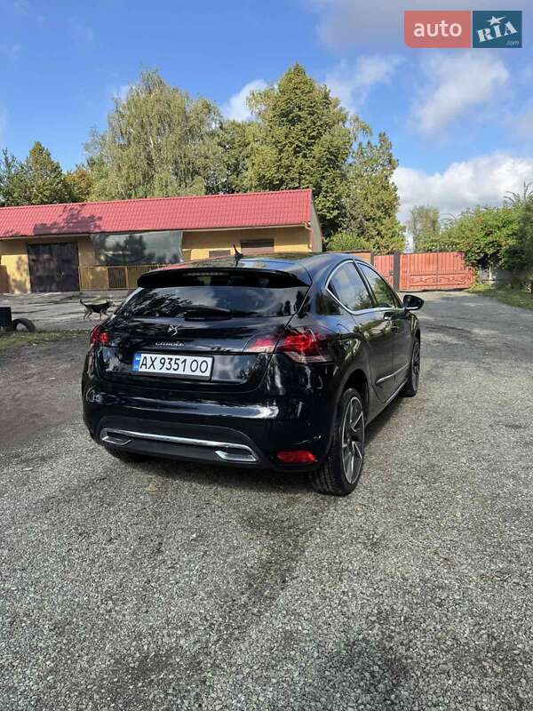 Хетчбек DS 4 2017 в Дніпрі