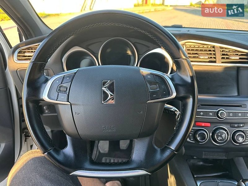 Хэтчбек DS 4 2016 в Городке