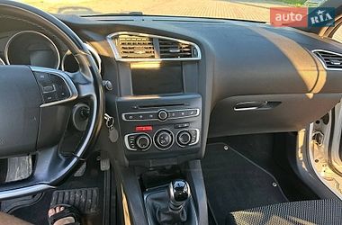 Хетчбек DS 4 2016 в Городку