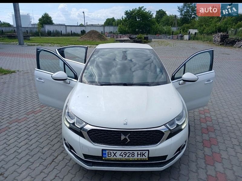 Хетчбек DS 4 2016 в Городку