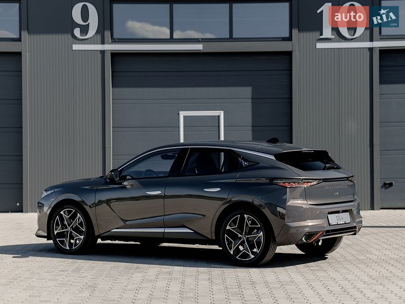 Хетчбек DS 4 2025 в Чернівцях