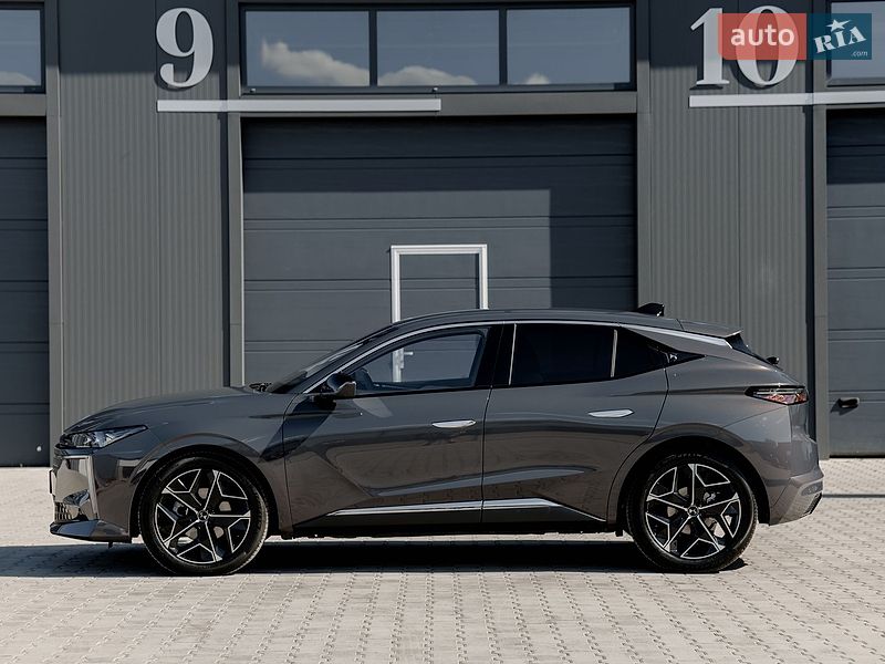 Хетчбек DS 4 2025 в Чернівцях