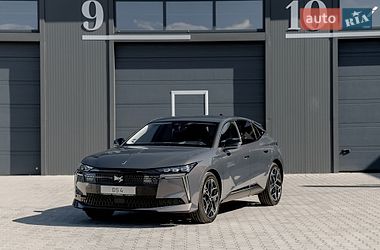Хетчбек DS 4 2025 в Чернівцях