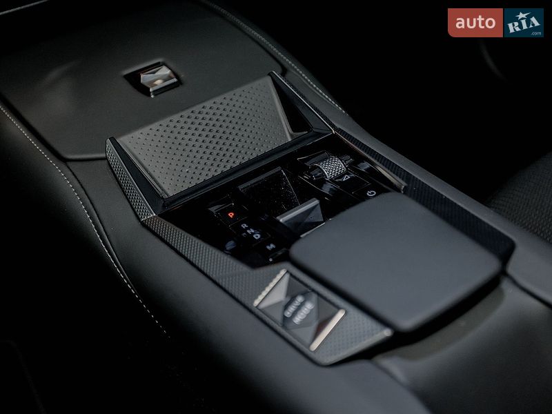 Хетчбек DS 4 2025 в Чернівцях
