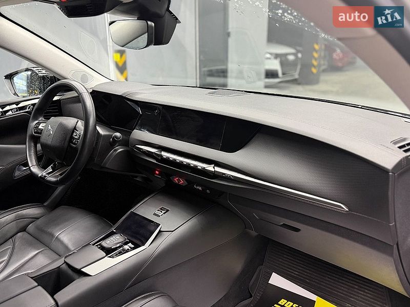Хетчбек DS 4 2023 в Чернівцях фото 25 Хетчбек DS 4 2023 в Чернівцях