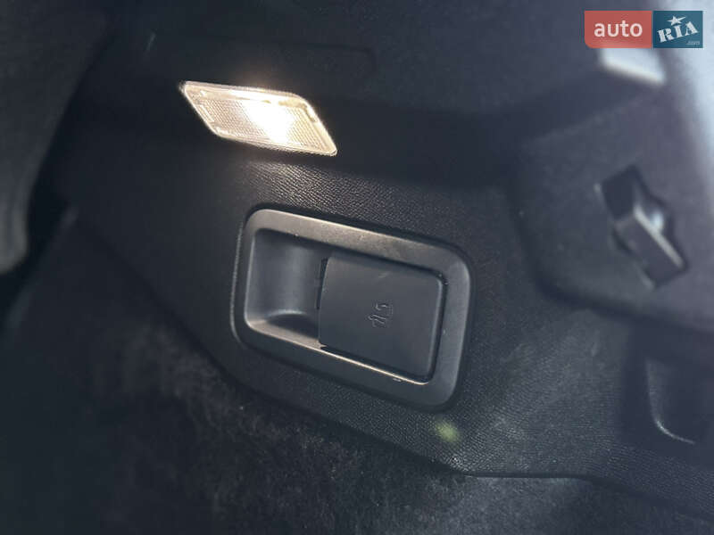 Внедорожник / Кроссовер DS 7 Crossback 2021 в Дрогобыче