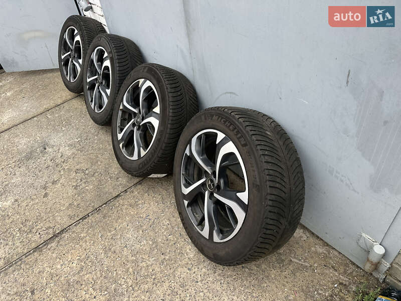 Позашляховик / Кросовер DS 7 Crossback 2020 в Луцьку фото 121 Позашляховик / Кросовер DS 7 Crossback 2020 в Луцьку