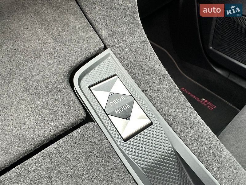 Внедорожник / Кроссовер DS 7 Crossback 2020 в Луцке
