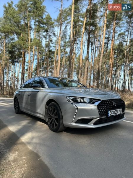 Седан DS 9 2021 в Львове