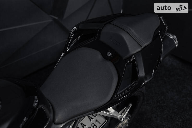 Спортбайк Ducati 1198 2009 в Киеве