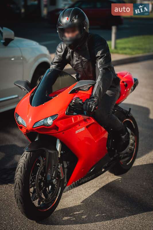 Спортбайк Ducati 1198 2009 в Киеве