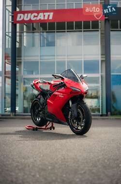 Спортбайк Ducati 1198 2009 в 