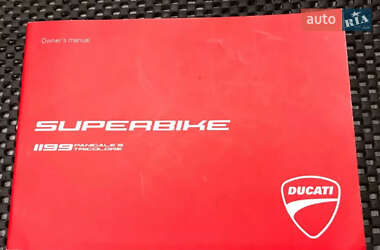 Спортбайк Ducati 1199 Panigale S 2012 в 