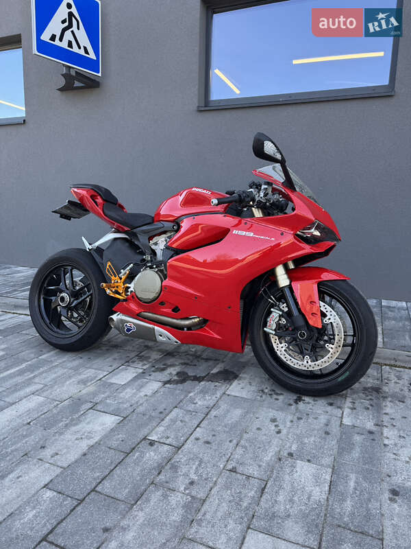 Спортбайк Ducati 1199 Panigale 2013 в Луцьку фото 15 Спортбайк Ducati 1199 Panigale 2013 в Луцьку