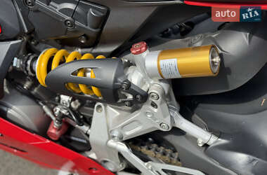 Спортбайк Ducati 1199 Panigale 2013 в 