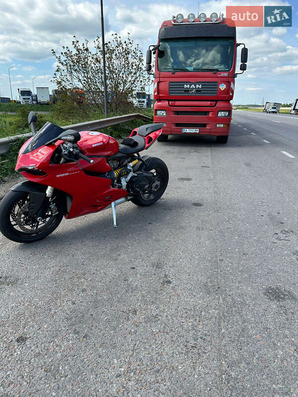 Спортбайк Ducati 1199 2012 в Одессе