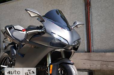 Мотоциклы Ducati 848 2011 в 