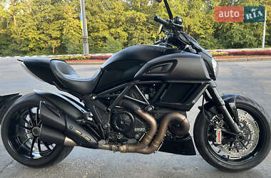 Мотоцикл Круизер Ducati Diavel 1200 Carbon 2015 в Харькове