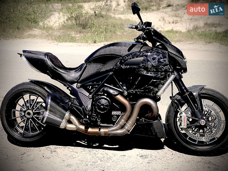 Ducati Diavel 1200 Carbon 2013 Ducati Diavel 1200 Carbon 2013