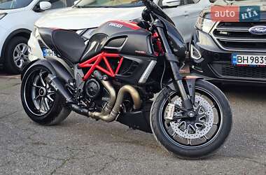 Мотоцикл Круизер Ducati Diavel 1200 Carbon 2011 в Одессе