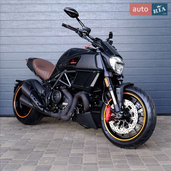 Мотоцикл Круизер Ducati Diavel 1200 2018 в 