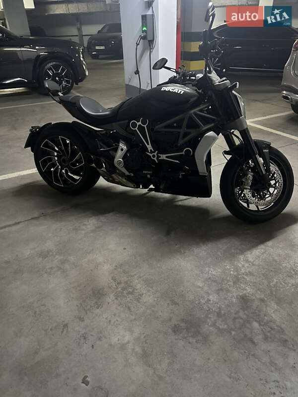 Боббер Ducati Diavel 1260S 2019 в Киеве