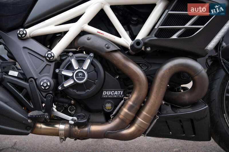 Мотоцикл Круизер Ducati Diavel AMG 2013 в Киеве
