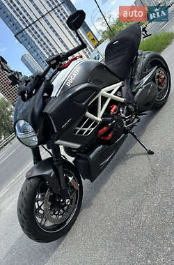 Мотоцикл Круізер Ducati Diavel AMG 2012 в Києві