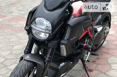 Другой мототранспорт Ducati Diavel Carbon 2012 в Киеве