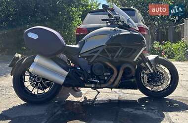 Мотоцикл Спорт-туризм Ducati Diavel Strada 2013 в Кам'янському