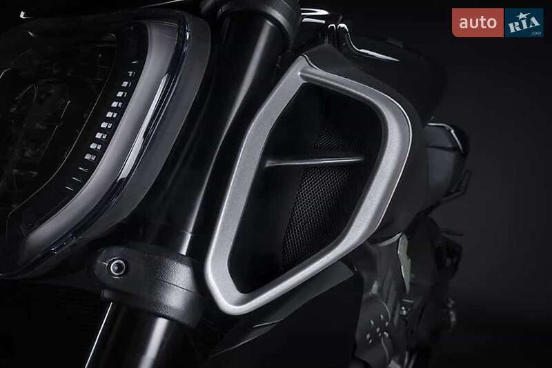 Мотоцикл Без обтекателей (Naked bike) Ducati Diavel V4 1158 2024 в Киеве