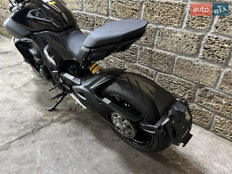 Мотоцикл Без обтекателей (Naked bike) Ducati Diavel V4 1158 2023 в Одессе