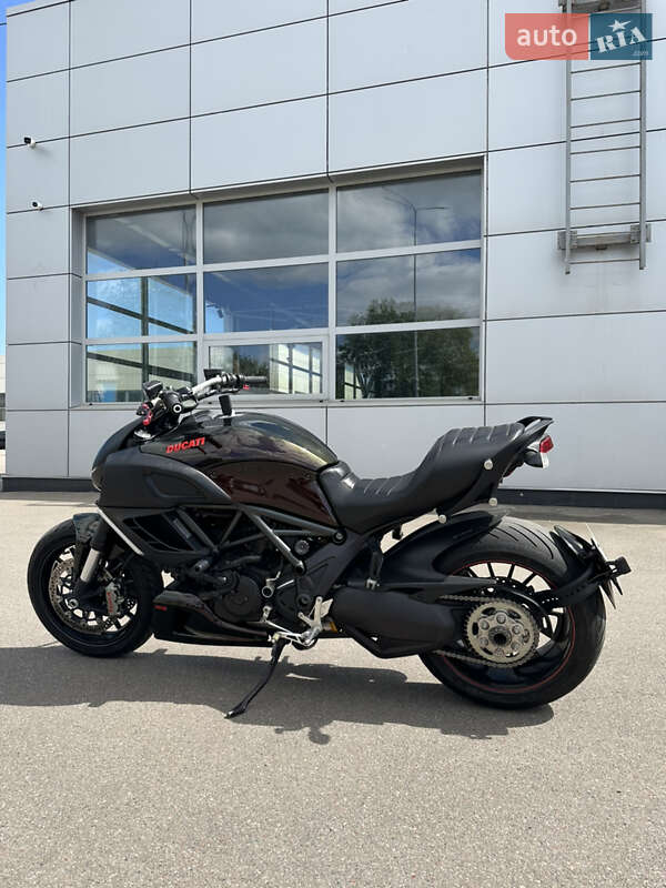 Мотоцикл Спорт-туризм Ducati Diavel 2014 в Києві