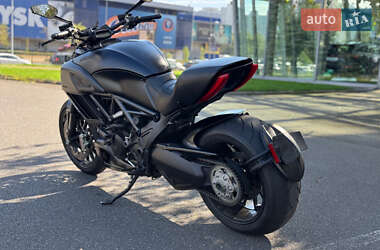 Мотоцикл Круизер Ducati Diavel 2015 в 