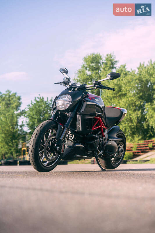 Мотоцикл Без обтікачів (Naked bike) Ducati Diavel 2012 в Києві