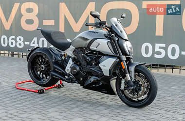 Мотоцикл Без обтекателей (Naked bike) Ducati Diavel 2019 в 