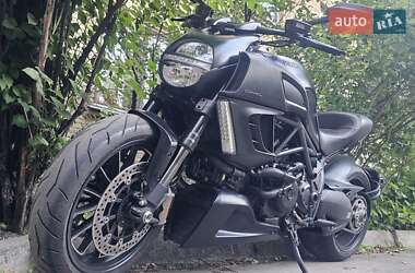 Мотоцикл Классик Ducati Diavel 2014 в Киеве