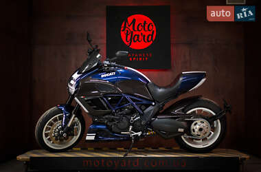 Мотоцикл Круізер Ducati Diavel 2013 в Дніпрі