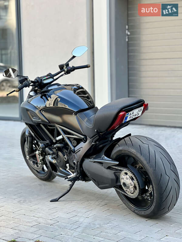 Мотоцикл Туризм Ducati Diavel 2014 в Киеве
